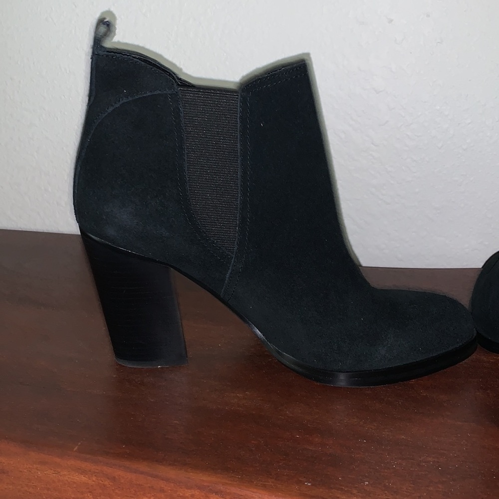 Black Booties💎 - Picture 3 of 3